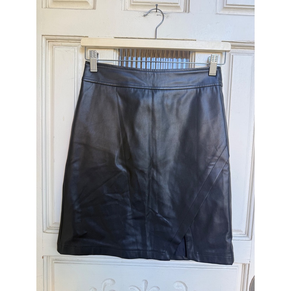 Loft Petites Black Faux Leather Wrap Front Mini Skirt Size 00P NWT
